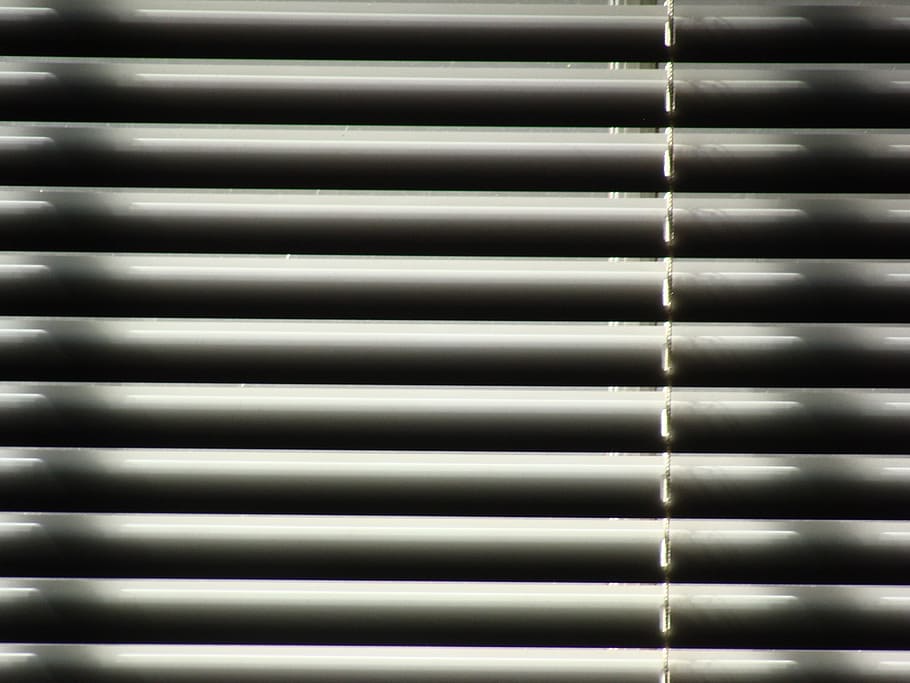 How to Clean Roller Blinds? post thumbnail image