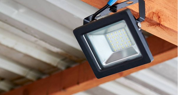 LED Flood Light Retrofits – Upgrade Your Existing Fixtures to LED with Ease post thumbnail image