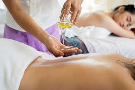 Selecting an Experienced massage therapist for your massage session in Edmonton post thumbnail image