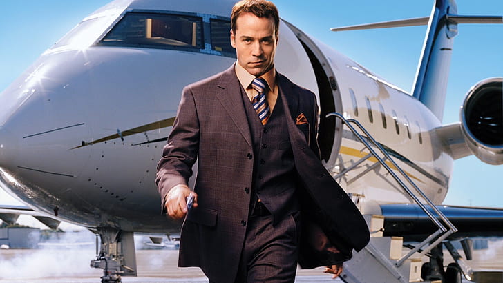 The Charismatic Presence of Jeremy Piven around the Major Screen post thumbnail image