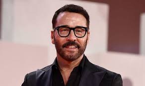 Exclusive Peek: Jeremy Piven’s Career post thumbnail image